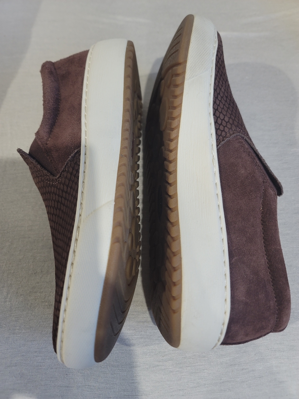 Söfft Brown Snakeskin Slip-On Sneakers Size 7.5M EUC - Picture 4 of 9